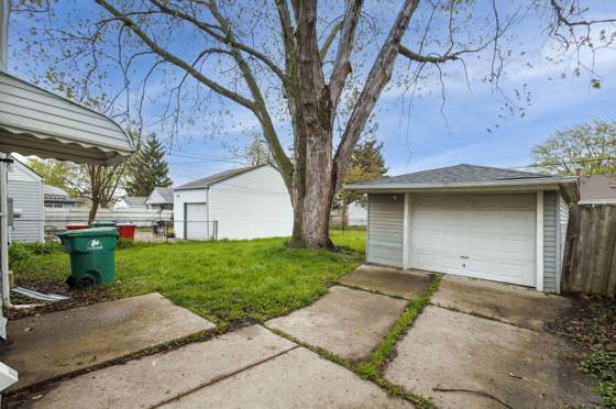 22778 Almond Avenue, Eastpointe, MI 48021 photo 3
