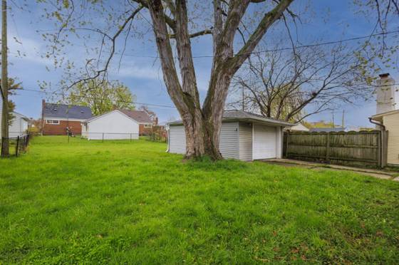 22778 Almond Avenue, Eastpointe, MI 48021 photo 5