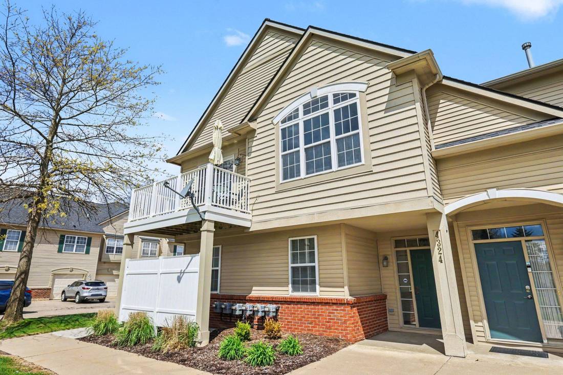 4324 Hampton Ridge Boulevard, Howell, MI 48843