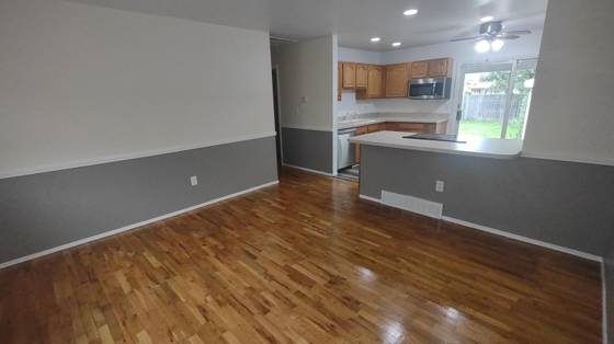 2365 Ravinewood, Ypsilanti, MI 48198 photo 4