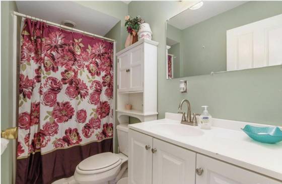 19954 Woodcrest Street, Harper Woods, MI 48225 photo 4