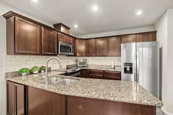 50492 Beechwood Court, Plymouth, MI 48170 photo 3