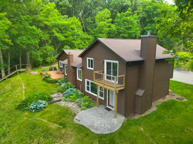 13955 Rattalee Lake Road, Davisburg, MI
