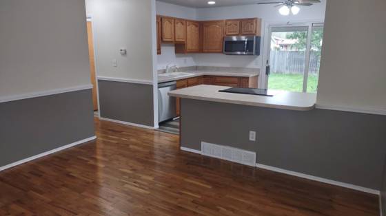 2365 Ravinewood, Ypsilanti, MI 48198 photo 3