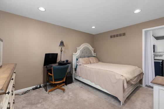7641 Turrillium Lane, Waterford, MI 48327 photo 4