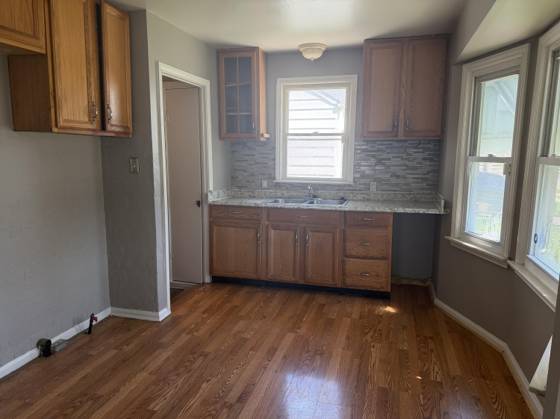 19421 Elkhart Street, Harper Woods, MI 48225 photo 2