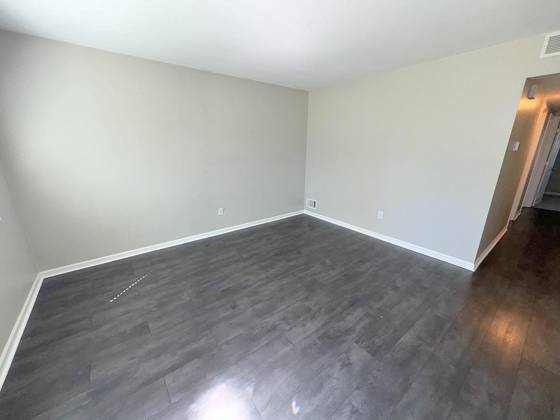 27042 Brettonwoods Street, Madison Heights, MI 48071 photo 2