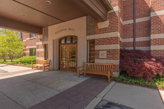 807 Asa Gray Drive #302, Ann Arbor, MI 48105 photo 3
