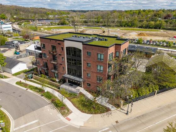 325 E Summit Street #101, Ann Arbor, MI 48104 photo 2