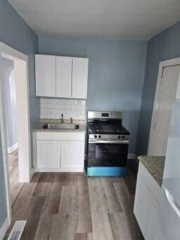 2415 W Grand Street, Detroit, MI 48238 photo 4