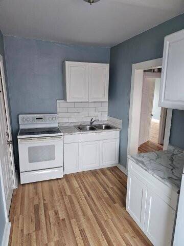 2411 W Grand Street, Detroit, MI 48238 photo 5