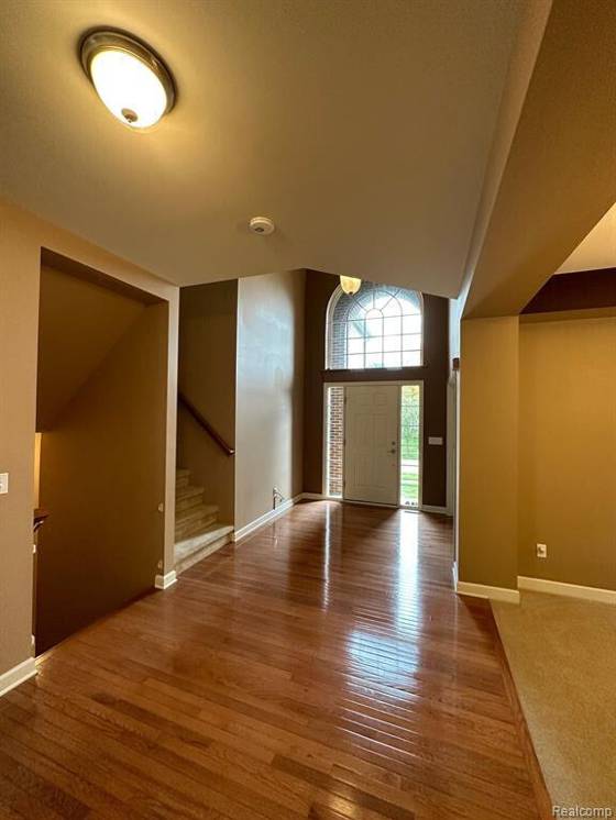 16491 Mulberry Way, Northville, MI 48168 photo 3