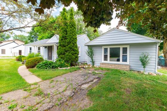 8876 Sheldon Road, Plymouth, MI 48170 photo 3