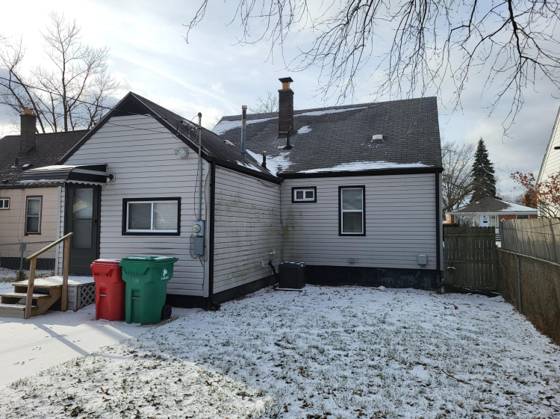 24360 Flower Avenue, Eastpointe, MI 48021 photo 2