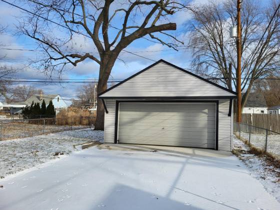 24360 Flower Avenue, Eastpointe, MI 48021 photo 3