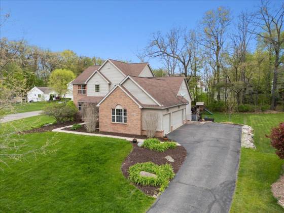 9783 Viewcrest Court, Howell, MI 48843 photo 3