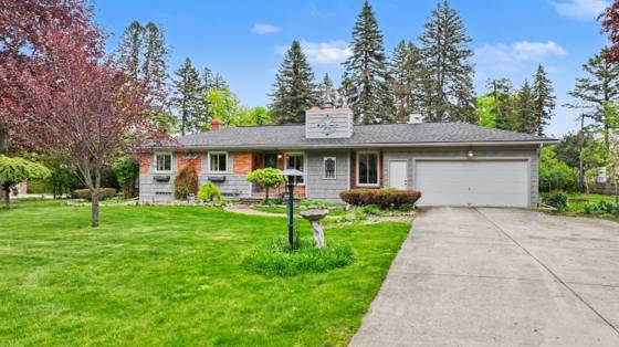 2088 Crestline Circle, Burton, MI 48509 photo 4