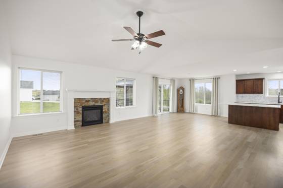 679 Pheasant Ridge Drive, Ortonville, MI 48462 photo 2
