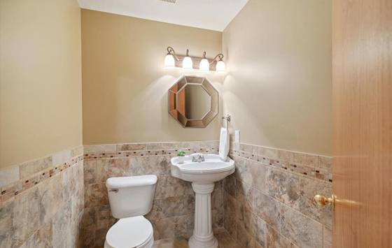 1827 Preserve Boulevard, Canton, MI 48188 photo 2