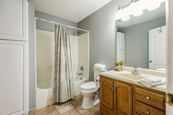 5256 Edgelake Drive, Pinckney, MI 48169 photo 4