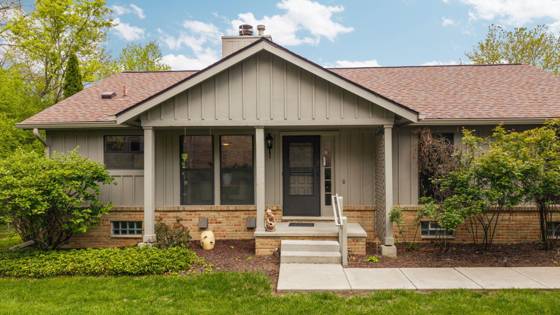 2224 Rivenoak Court, Ann Arbor, MI 48103 photo 2