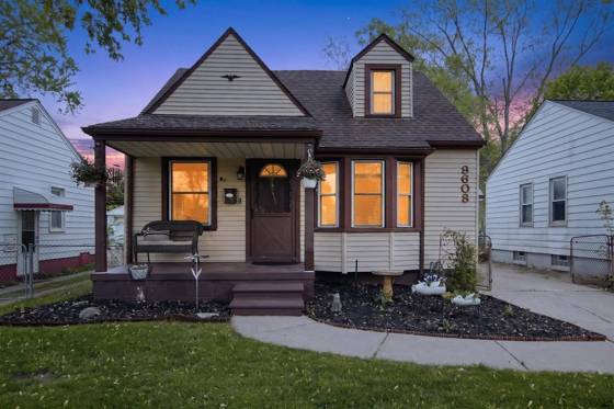 9608 Tecumseh Avenue, Redford, MI 48239 photo 2