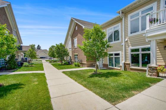 610 Boardwalk Lane, Dexter, MI 48130 photo 2
