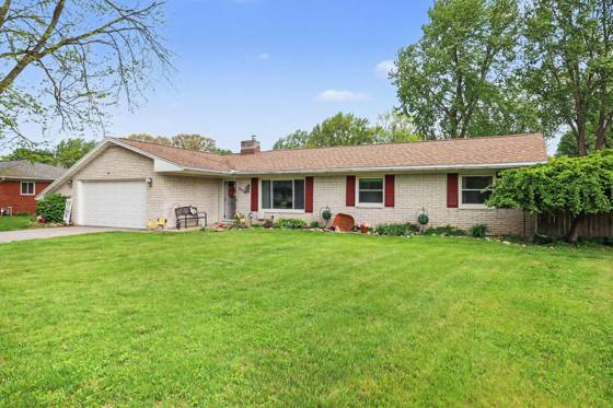 1138 Birchwood, Temperance, MI 48182 photo 2