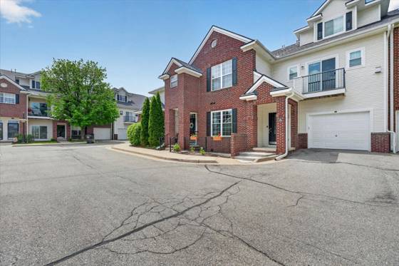 229 Scio Village #107, Ann Arbor, MI 48103 photo 4