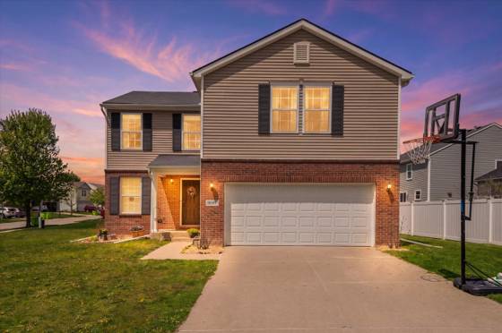 8649 Magnolia Way, Dexter, MI 48130 photo 2