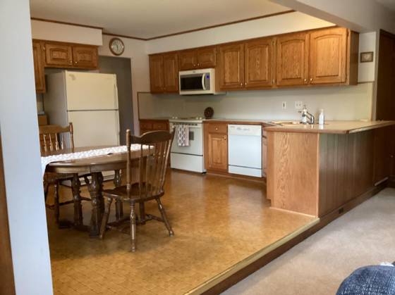 37830 Margareta Drive, Livonia, MI 48152 photo 3
