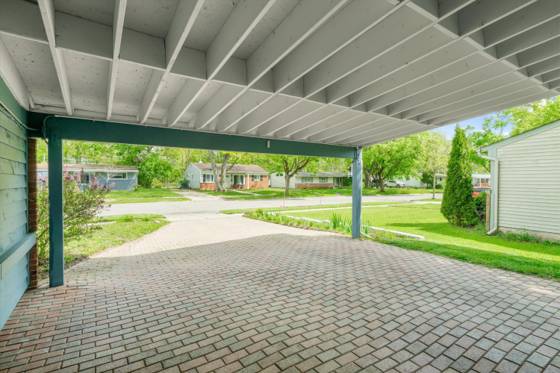 2658 Hampshire Road, Ann Arbor, MI 48104 photo 3