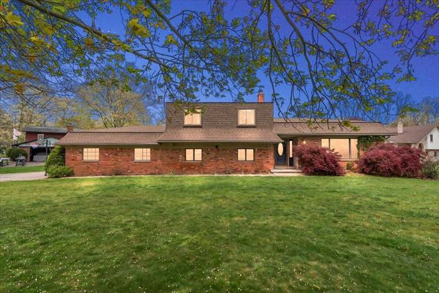 6079 Venice Drive, Commerce Twp, MI