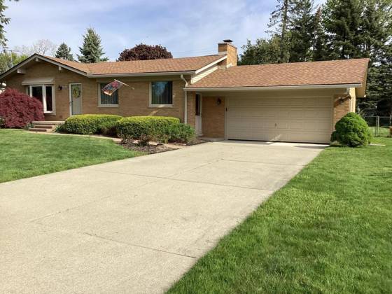 37830 Margareta Drive, Livonia, MI 48152 photo 2