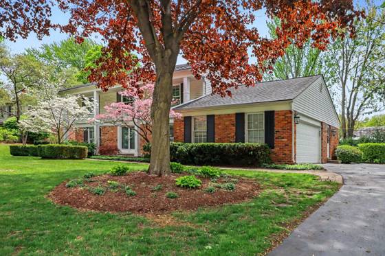 910 S Shady Hollow Circle, Bloomfield Hills, MI 48304 photo 4