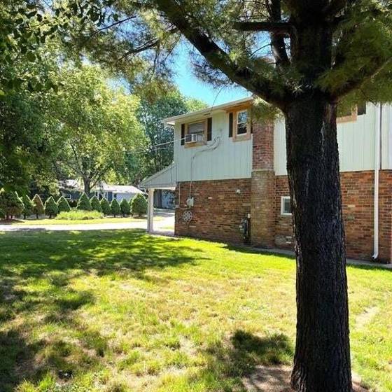 2948 Alexander Street, Rochester Hills, MI 48309 photo 2