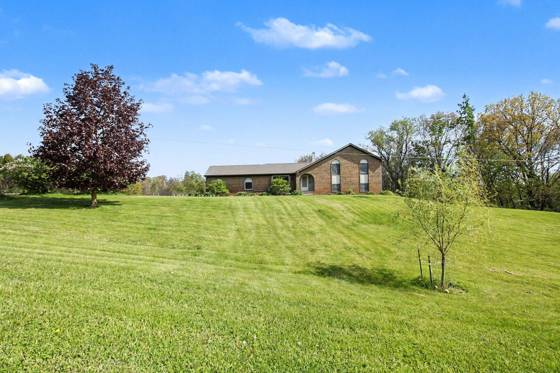 2536 W Coon Lake Road, Howell, MI 48843 photo 5