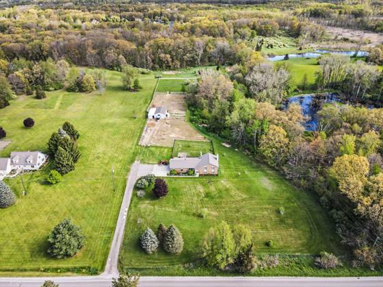 2536 W Coon Lake Road, Howell, MI 48843 photo 3