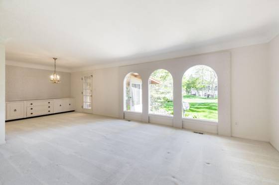 8480 Hampton, Grosse Ile, MI 48138 photo 4