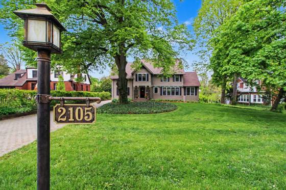 2105 Devonshire Road, Ann Arbor, MI 48104 photo 2