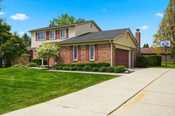 2070 Winchester Road, Rochester Hills, MI 48307 photo 4