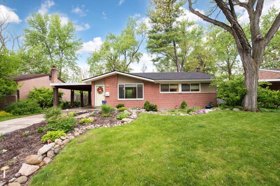 562 Rosemont Avenue, Saline, MI 48176 photo 2