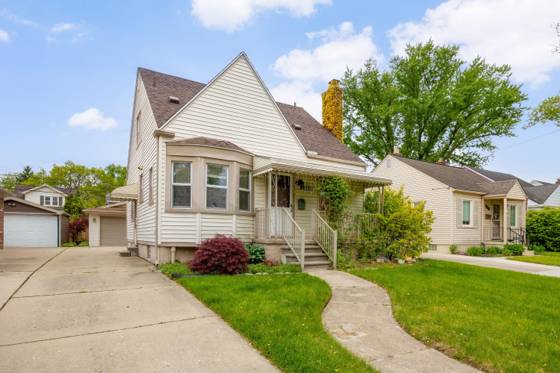 22131 Nowlin, Dearborn, MI 48124 photo 2