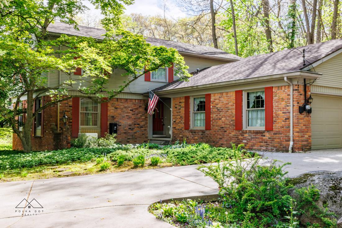 2895 Parkway Place, Hartland, MI 48353