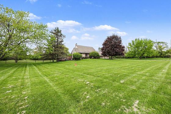 1971 Weatherhill Drive, Dexter, MI 48130 photo 3