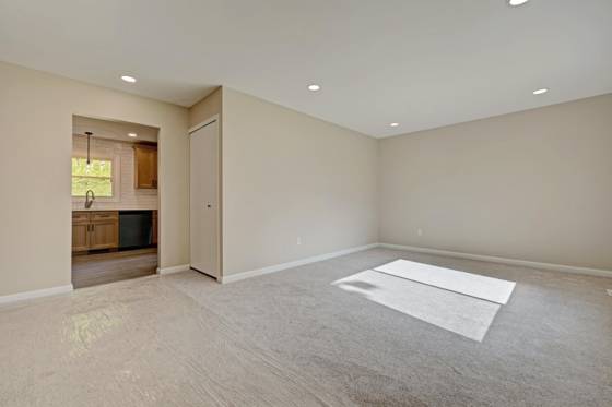 3636 Alida Avenue, Rochester Hills, MI 48309 photo 3