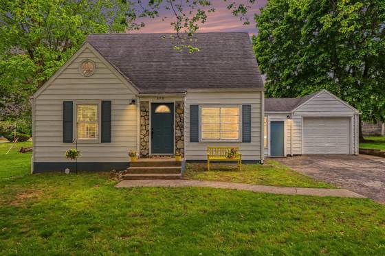 3558 Dover Street, Dexter, MI 48130 photo 2