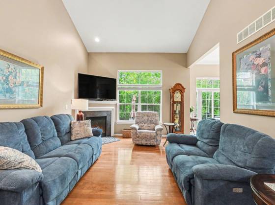 4173 Lonebridge Circle, Canton, MI 48188 photo 4