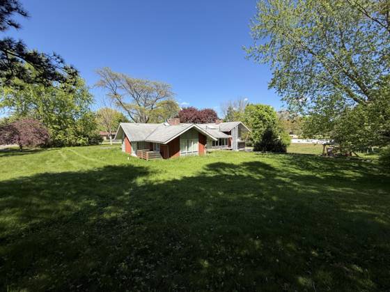 1322 Woodkrest Drive, Flint, MI 48532 photo 4