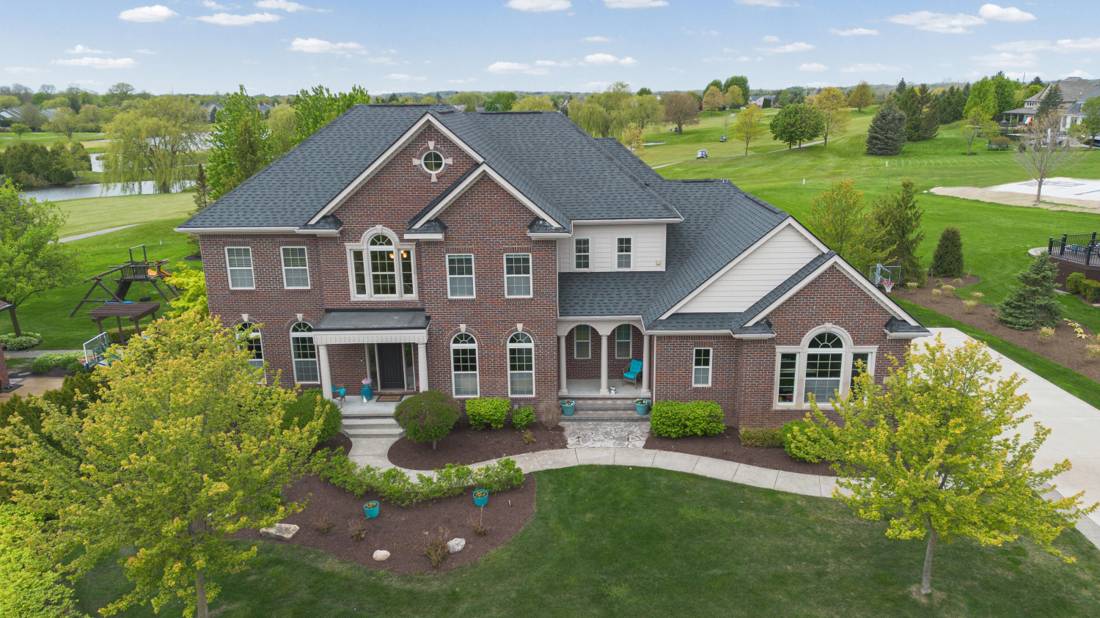 23325 Country Club Drive, South Lyon, MI 48178